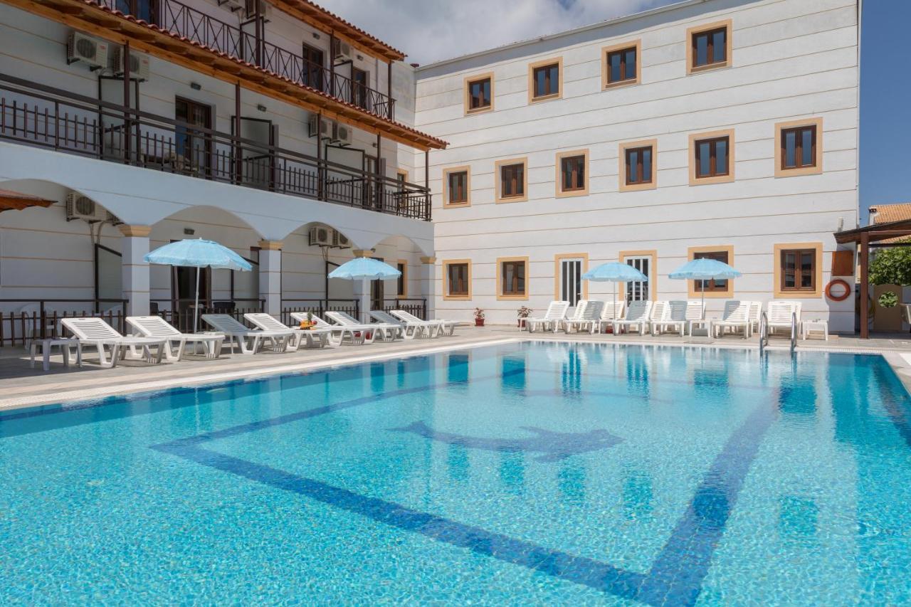Lefkimi Hotel Kavos Bagian luar foto
