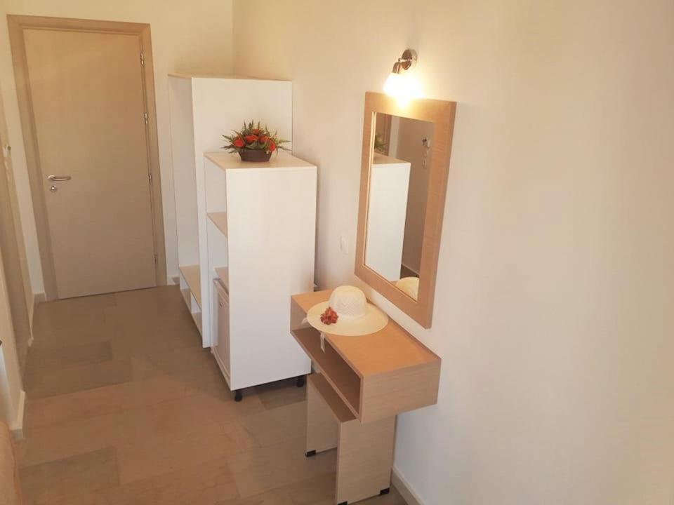 Lefkimi Hotel Kavos Bagian luar foto