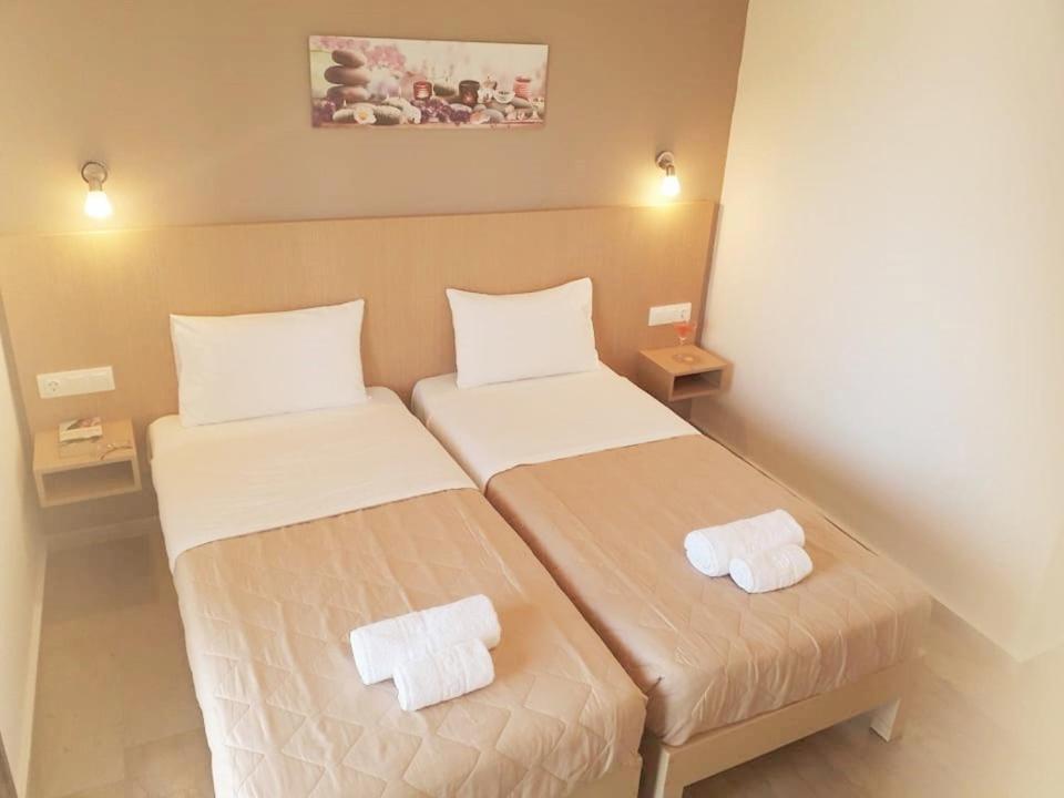 Lefkimi Hotel Kavos Bagian luar foto
